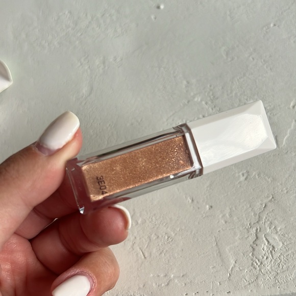 NEW- YC Collection Authentic Glazed Liquid Highlighter in Creamsicle - Picture 4 of 5